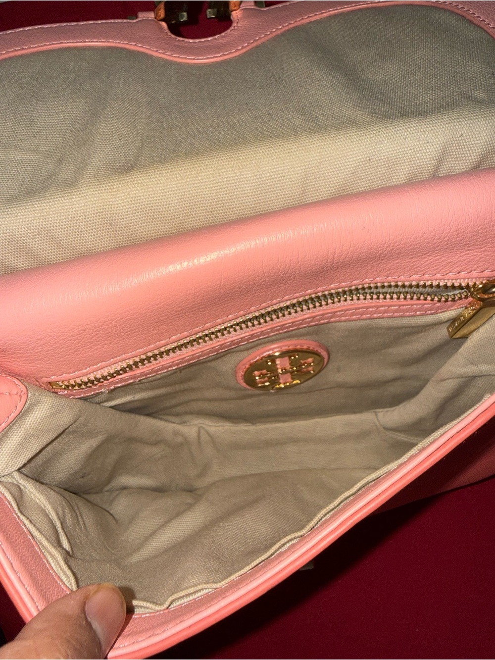 Tory Burch Pink Leather Shoulder Bag with Gold Chain Strap - Picture 11 of 14